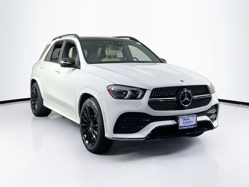 Used 2023 Mercedes-Benz GLE 450 4MATIC image 3