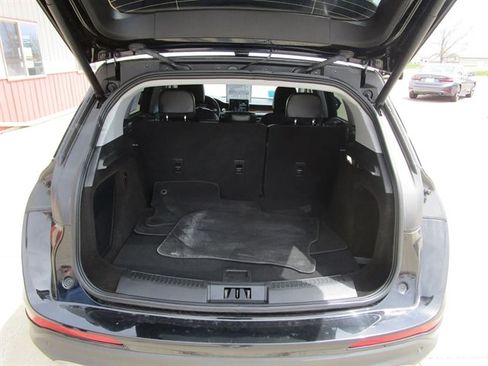 Used 2022 Lincoln Corsair Reserve w/ Equipment Group 201A AWD/4WD image 10