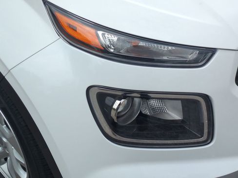 New 2026 Hyundai Venue SE FWD image 10