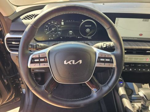 Used 2024 Kia Telluride SX w/ Towing Package AWD/4WD image 16