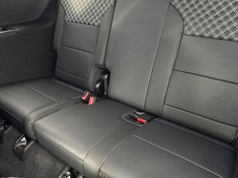 New 2026 GMC Acadia Denali w/ Super Cruise Package image 17