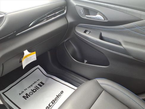 Used 2025 Buick Envista Sport Touring FWD image 22