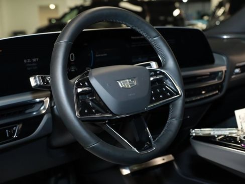 Used 2024 Cadillac Lyriq Luxury w/ LPO, Floor Liner Package image 23