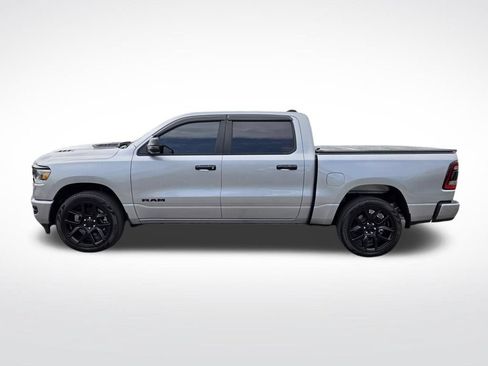 Used 2024 RAM 1500 Laramie AWD/4WD image 9