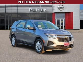 Used 2023 Chevrolet Equinox LS image 1