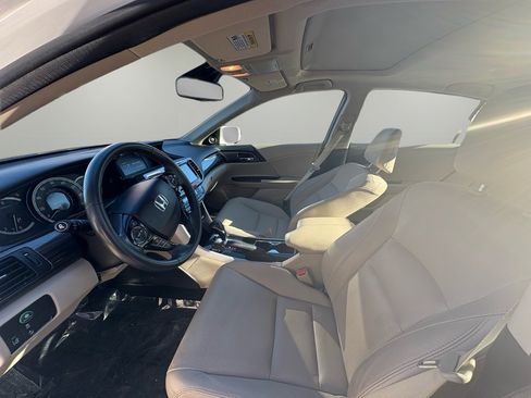 Used 2016 Honda Accord EX-L image 10