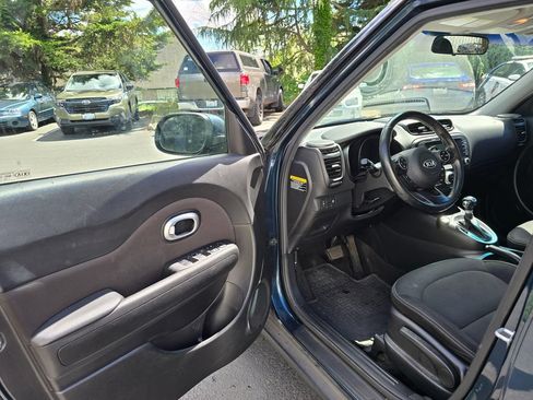 Used 2017 Kia Soul + w/ UVO Package FWD image 6