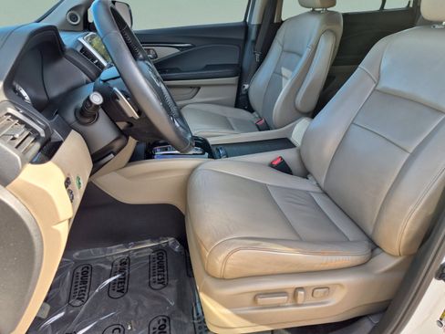 Used 2017 Honda Pilot Touring image 20
