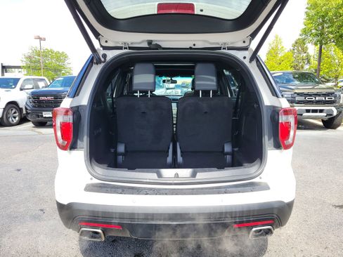 Used 2017 Ford Explorer Sport w/ Equipment Group 401A AWD/4WD image 14