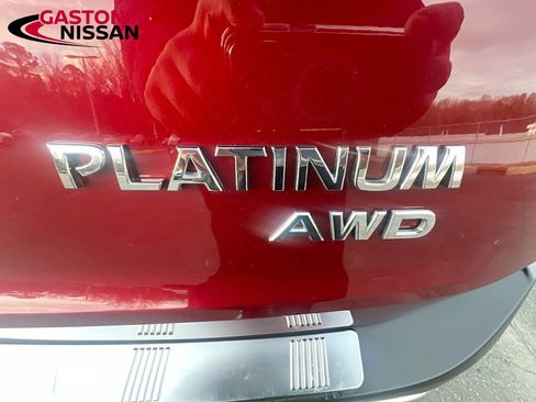 Used 2023 Nissan Rogue Platinum w/ Platinum Premium Package image 43