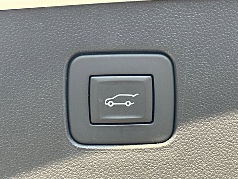 Certified 2024 Buick Envista Preferred w/ Convenience I Package FWD image 19