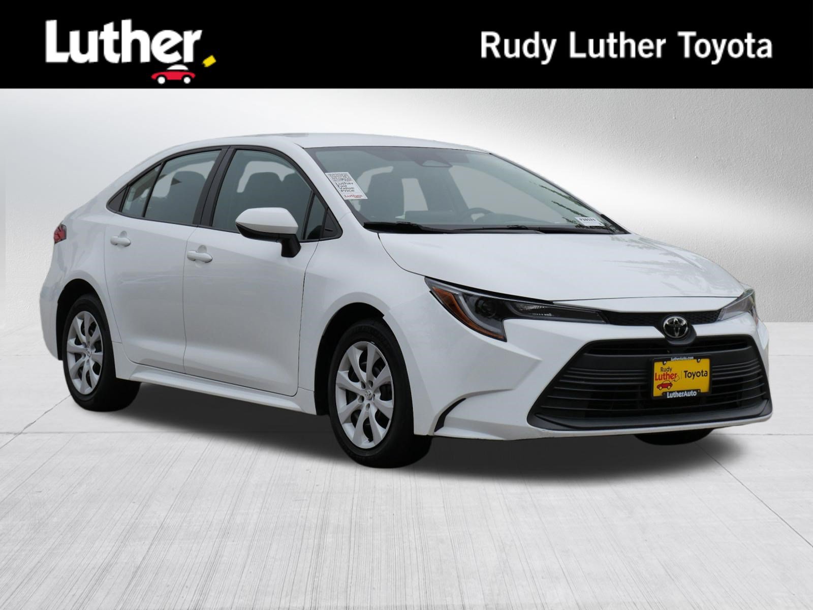 Certified 2024 Toyota Corolla LE FWD image 1