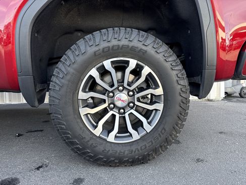 Used 2021 GMC Sierra 1500 AT4 image 3