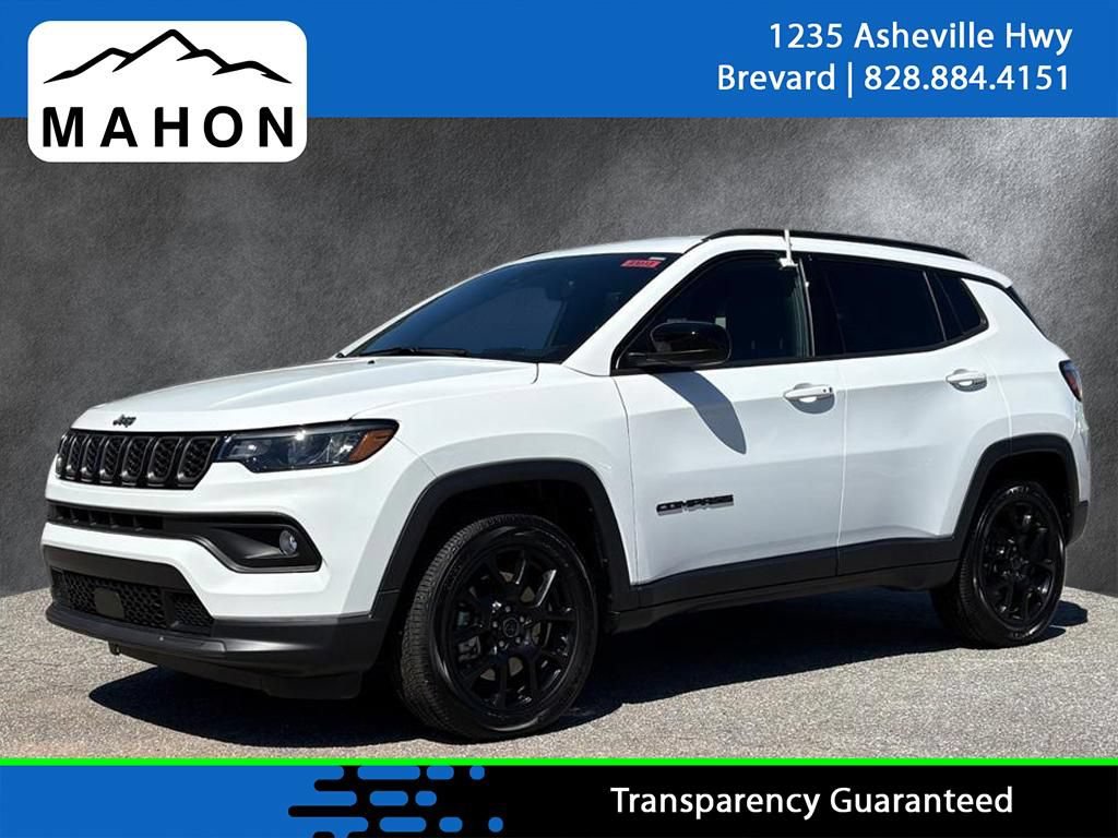 Used 2026 Jeep Compass Latitude AWD/4WD image 1