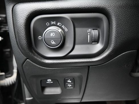 Used 2022 RAM 1500 Tradesman AWD/4WD image 12