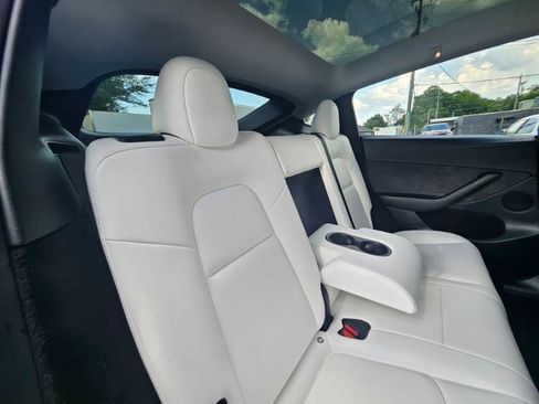 Used 2023 Tesla Model Y Long Range AWD/4WD image 67