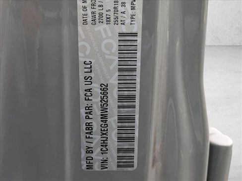 Used 2021 Jeep Wrangler Unlimited Sahara image 24