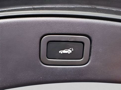 Used 2023 Jaguar F-TYPE R-Dynamic AWD/4WD image 16