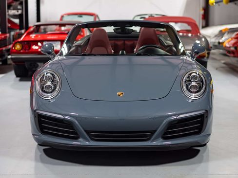 Used 2017 Porsche 911 Carrera S RWD image 10