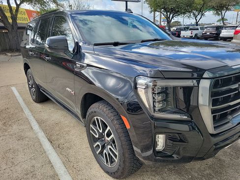 Used 2022 GMC Yukon AT4 image 1