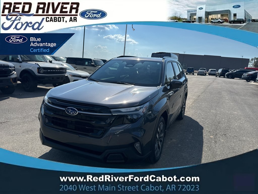 Used 2025 Subaru Forester Touring w/ Popular Package - Touring AWD/4WD image 1