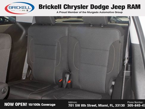 Used 2023 GMC Acadia SLE image 18