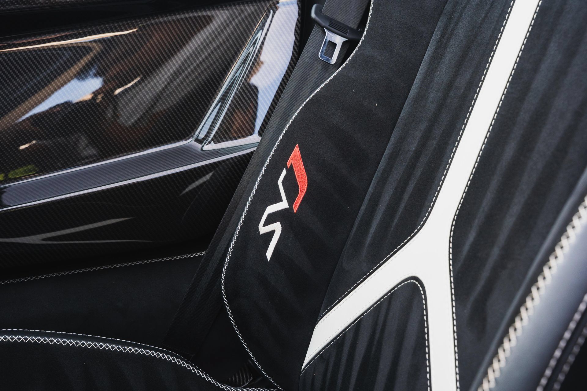 Used 2021 Lamborghini Aventador SVJ AWD/4WD image 67