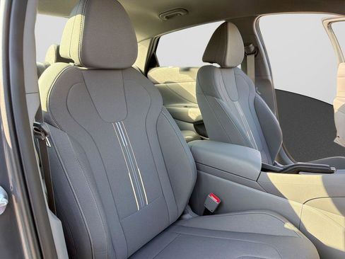 New 2026 Hyundai Elantra Sport w/ Cargo Package image 28