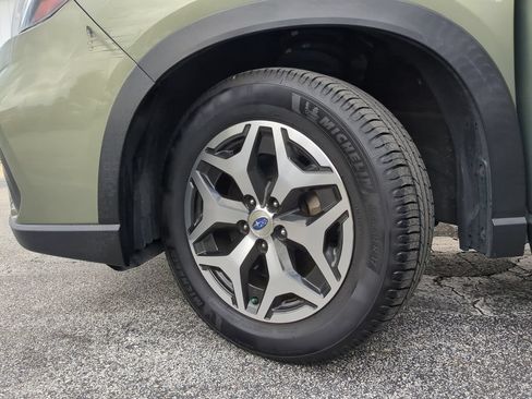 Used 2021 Subaru Forester Premium w/ Popular Package #1 AWD/4WD image 33