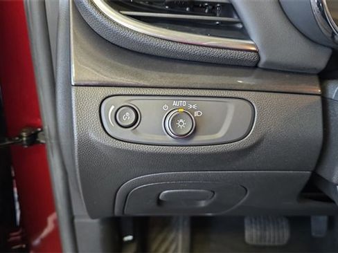 Used 2022 Buick Encore Preferred w/ Safety Package image 22