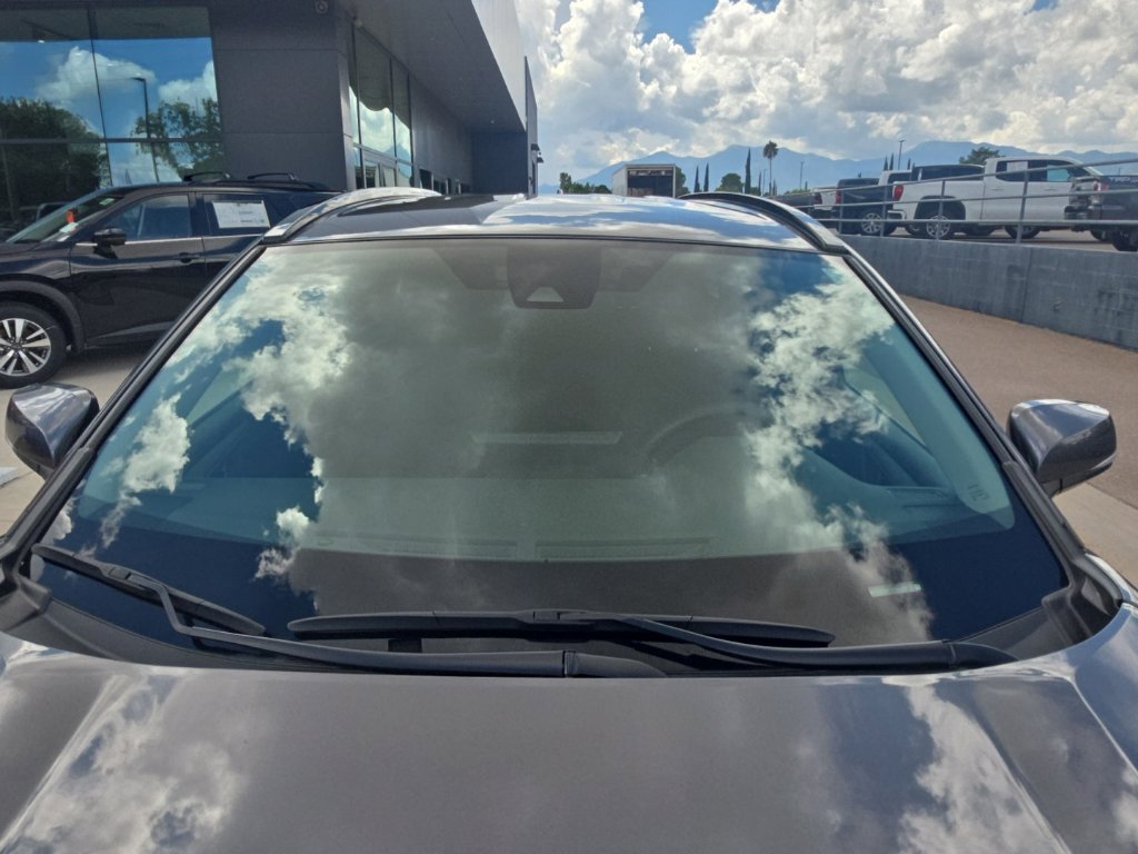 Used 2025 Toyota RAV4 XLE AWD/4WD image 35