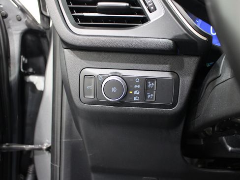 Used 2022 Ford Escape SEL w/ Technology Package FWD image 9