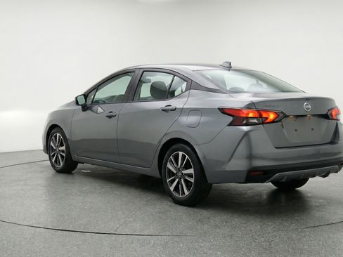 Used 2025 Nissan Versa SV image 6