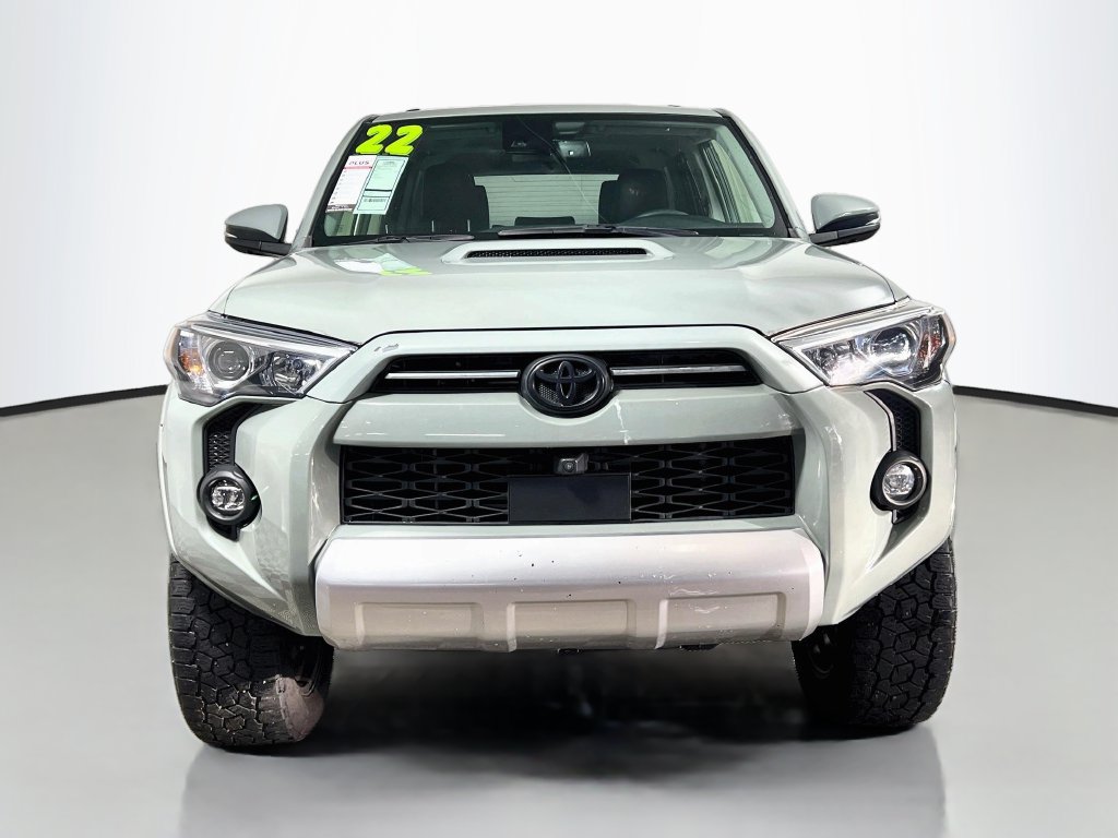 Used 2022 Toyota 4Runner TRD Off-Road Premium AWD/4WD image 9
