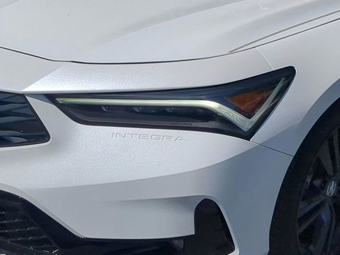 Used 2025 Acura Integra A-Spec image 10