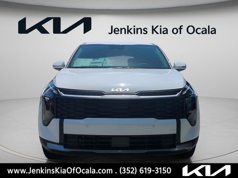 New 2026 Kia Sportage LX FWD image 8