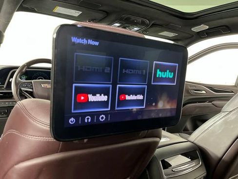 Used 2022 Cadillac Escalade Sport Platinum w/ LPO, ONYX Package AWD/4WD image 46