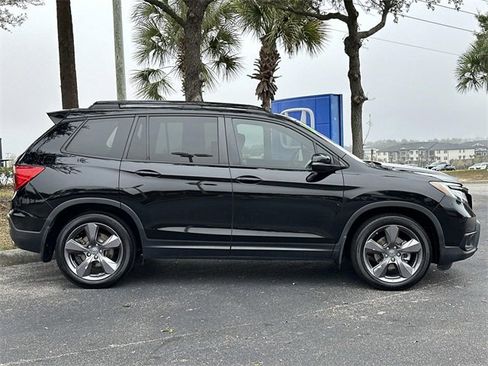 Certified 2020 Honda Passport Touring image 2