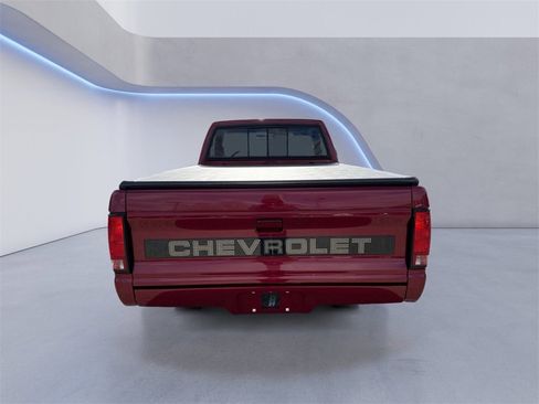 Used 1992 Chevrolet S10 Pickup image 4