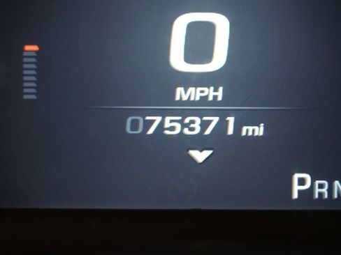 Used 2015 GMC Yukon Denali w/ Touring Package image 9