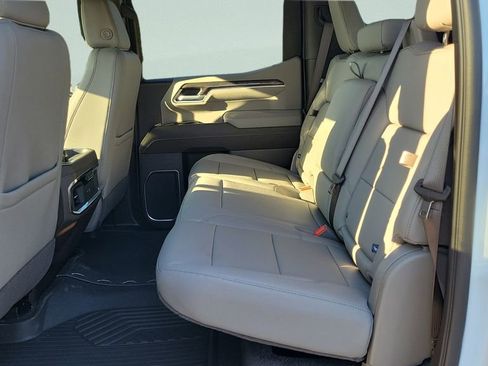 New 2026 Chevrolet Silverado 1500 LTZ w/ LTZ Premium Package AWD/4WD image 12