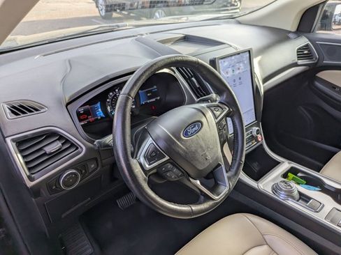 Used 2024 Ford Edge SEL image 15