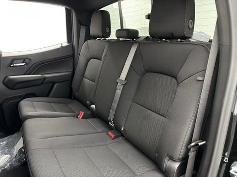 New 2026 GMC Canyon Elevation w/ Convenience Package image 38