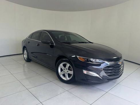 Used 2023 Chevrolet Malibu LS FWD image 3