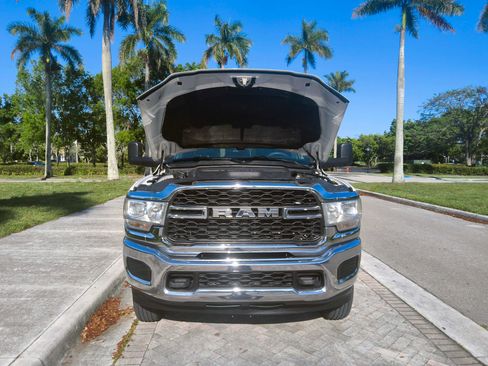 Used 2021 RAM 3500 Tradesman w/ Chrome Appearance Group AWD/4WD image 35