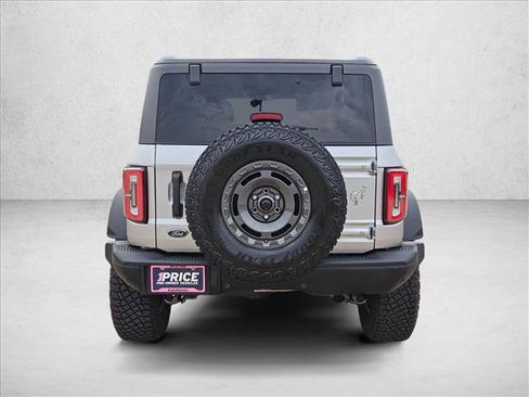 Used 2024 Ford Bronco Badlands AWD/4WD image 7