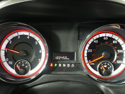 Used 2018 Dodge Grand Caravan SE FWD image 11