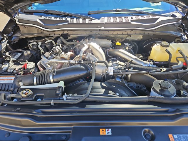 Used 2022 Ford F250 Lariat w/ Lariat Ultimate Package AWD/4WD image 19