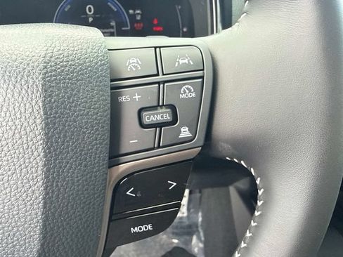 Used 2026 Toyota Camry SE FWD image 23