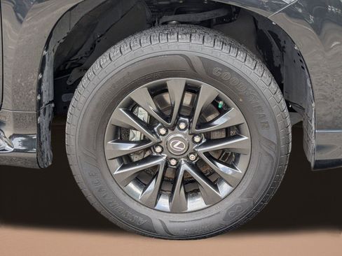 Certified 2023 Lexus GX 460 Premium AWD/4WD image 24